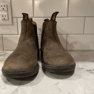 Blundstone kids size 2